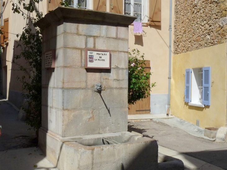 La fontaine de la Pompe - Lorgues