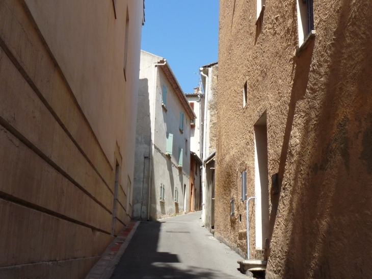 Rue de la Commune - Lorgues