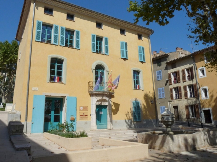 Le palais de justice - Lorgues