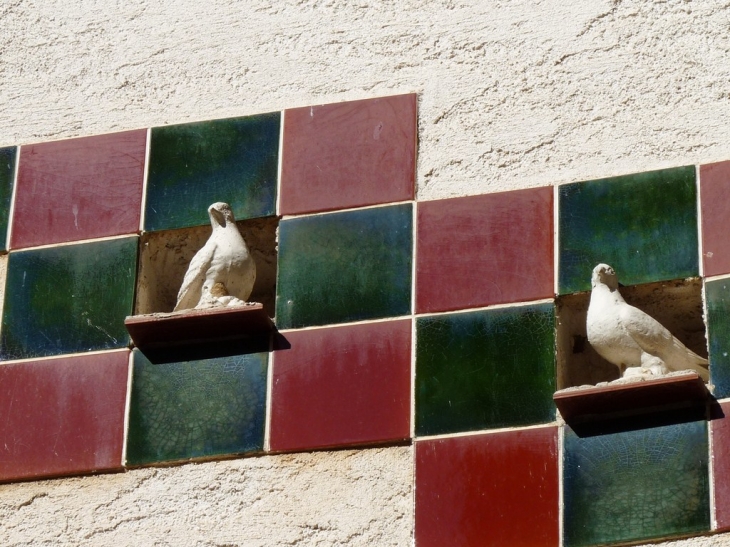 Dans le village - Mazaugues