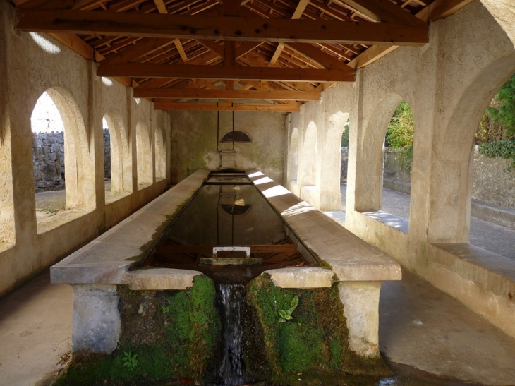 L'ancien lavoir - Mazaugues