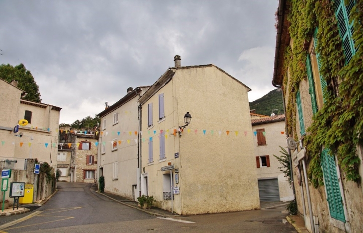 Le Village - Mazaugues