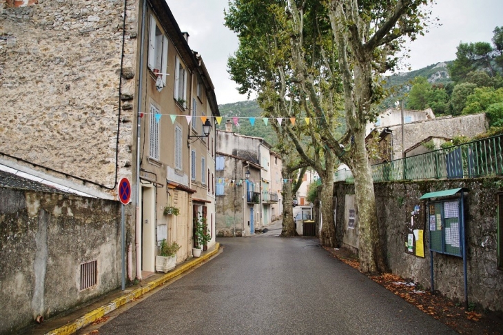 Le Village - Mazaugues