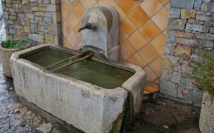 Fontaine - Mazaugues