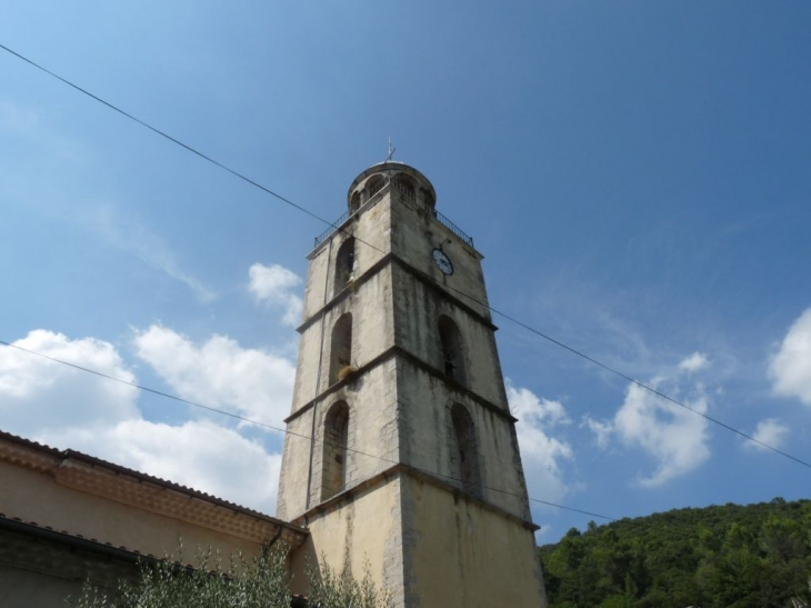 Dans le village - Méounes-lès-Montrieux