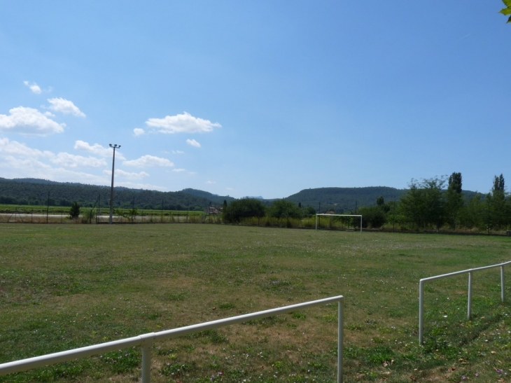 Le stade - Montfort-sur-Argens