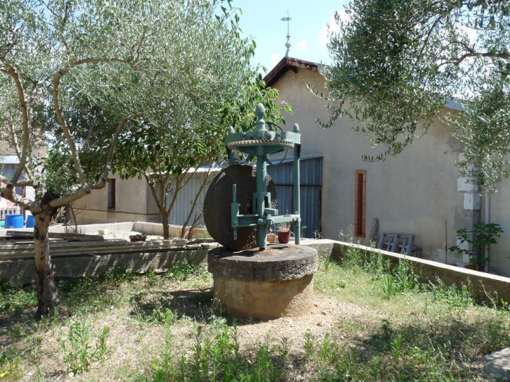 Dans la rue de la Rouguière - Montfort-sur-Argens