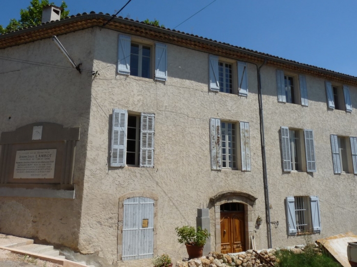 La maison natale de Joseph Louis Lambot(inventeur du ciment armé) - Montfort-sur-Argens