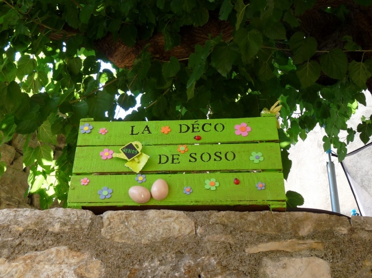 Dans le village - Montfort-sur-Argens