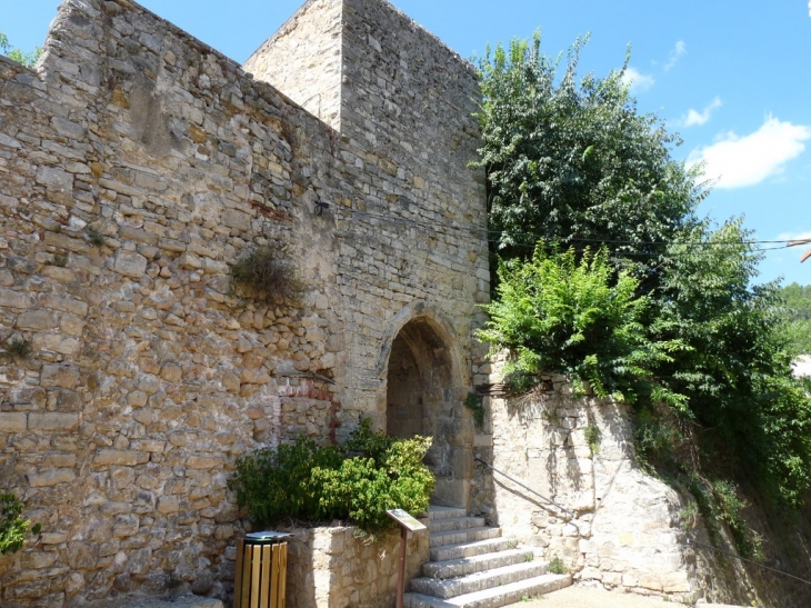 Dans le village - Montfort-sur-Argens