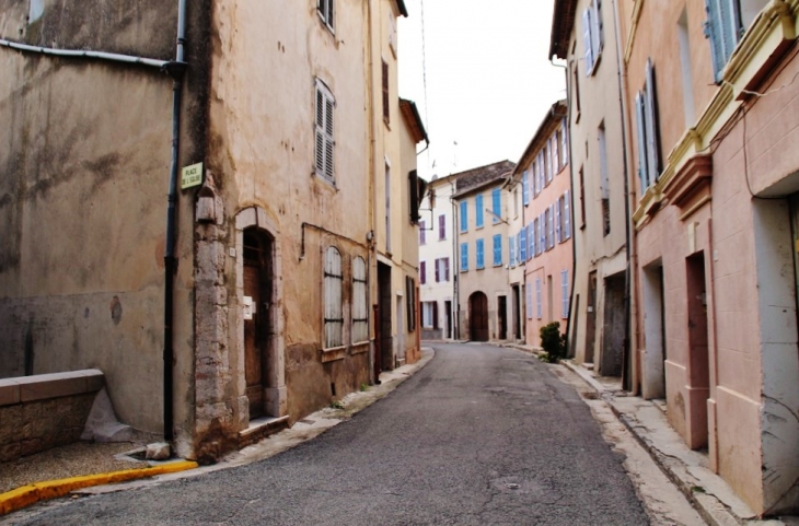 Le Village - Montfort-sur-Argens