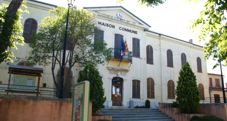 Mairie - Montmeyan