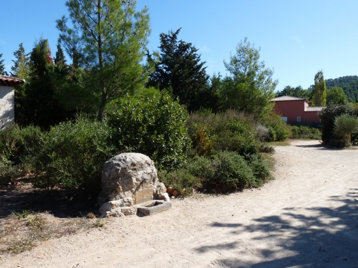 Dans le village - Néoules