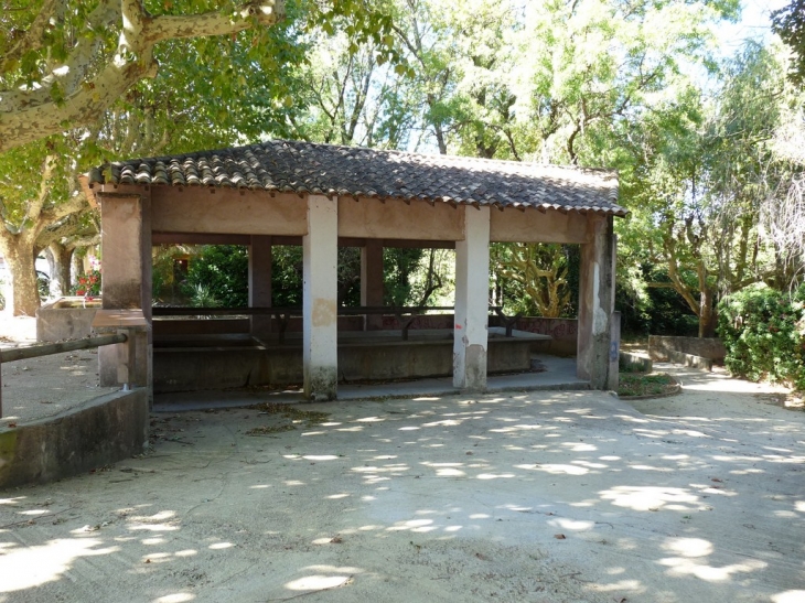 L'ancien lavoir - Néoules