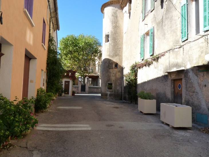 Rue Aubanel - Néoules