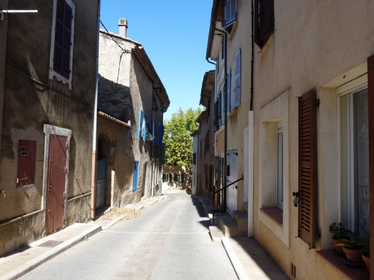 Rue Jean Jaures - Néoules