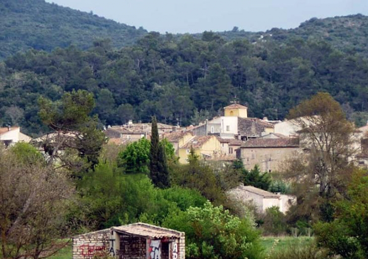 Vue sur le village - Néoules