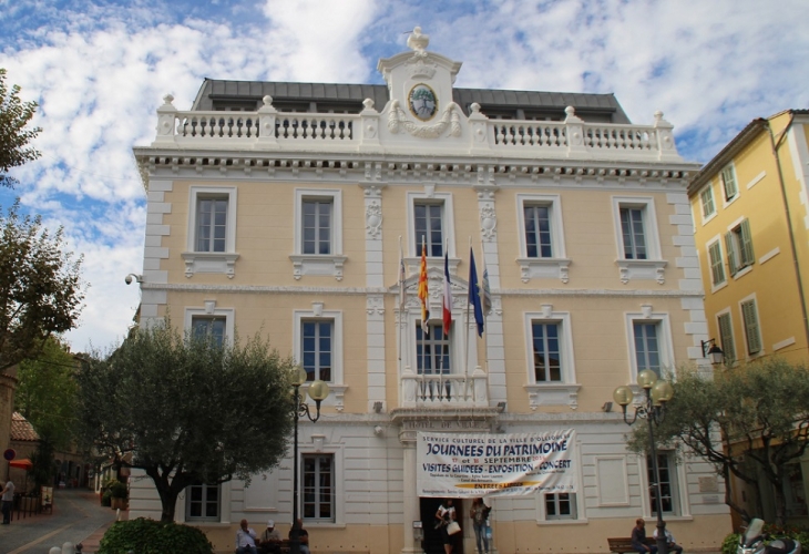 La Mairie - Ollioules