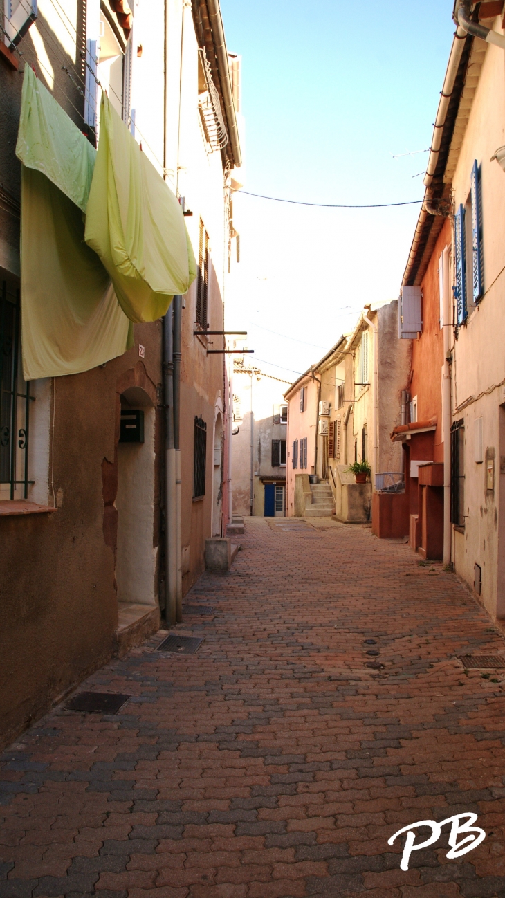  - Puget-sur-Argens