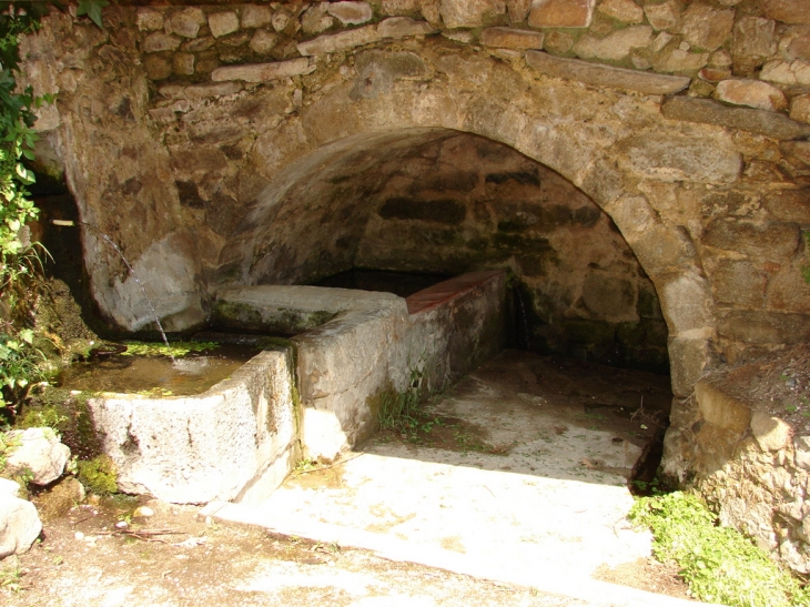 Le Lavoir du Font d'Avau - Ramatuelle