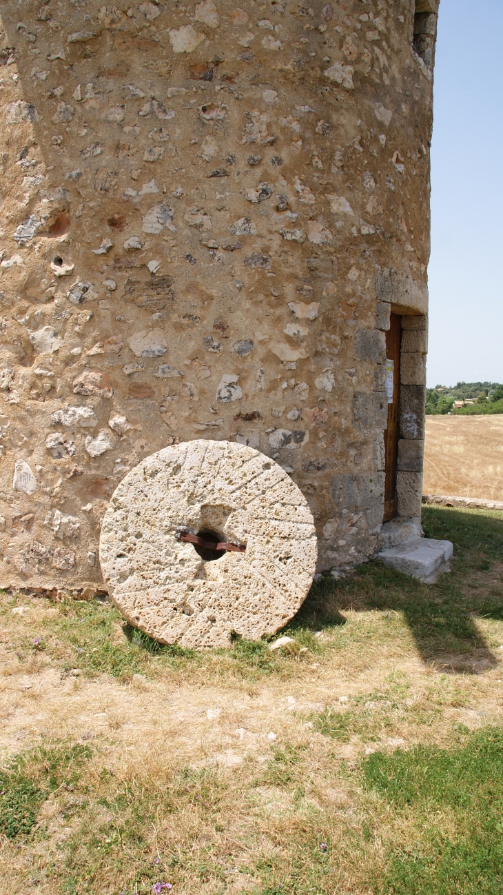   Les Moulins de Régusse