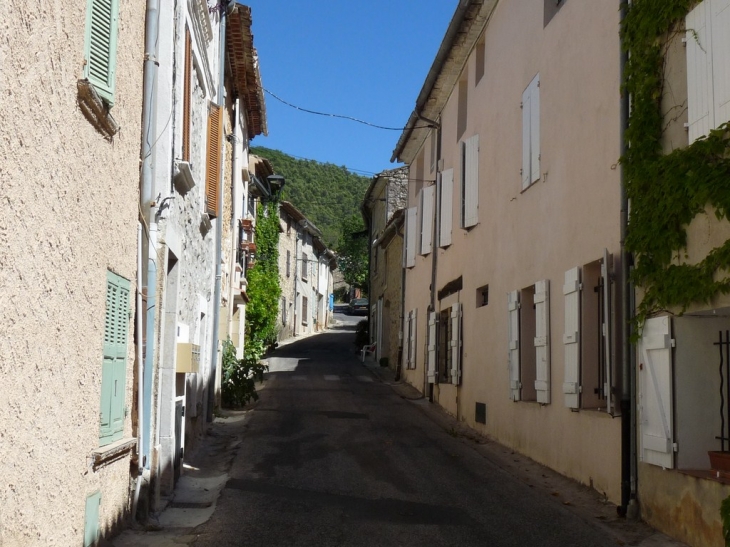 Rue Saint Sauveur - Rocbaron