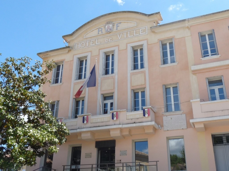 L'hotel de ville - Saint-Cyr-sur-Mer