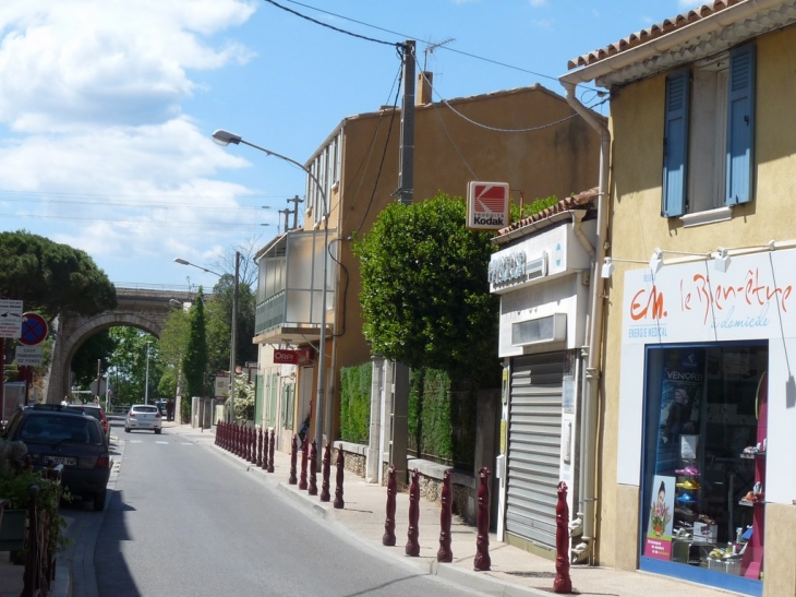 Avenue Aristide Briand - Saint-Cyr-sur-Mer