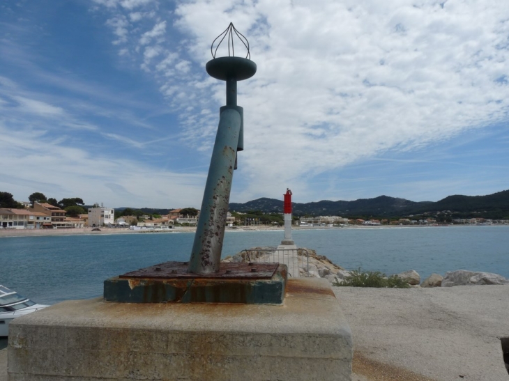 Sur le port des Lecques - Saint-Cyr-sur-Mer