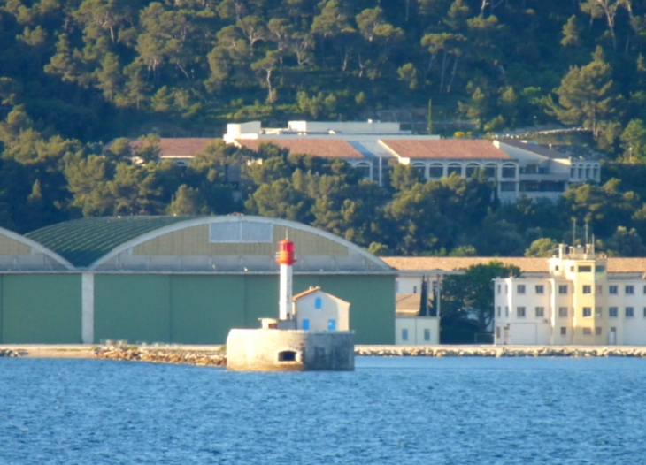 Feu de la BAN - Saint-Mandrier-sur-Mer