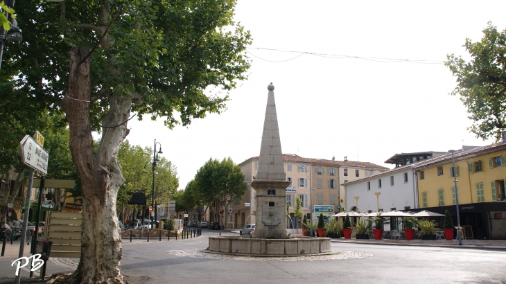  - Saint-Maximin-la-Sainte-Baume