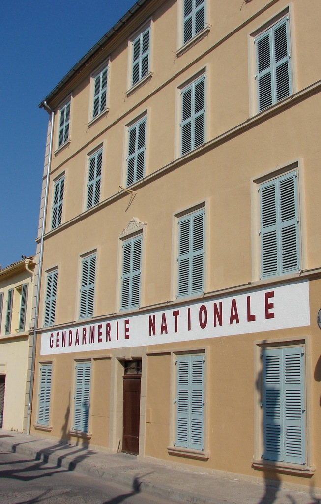 La Gendarmerie repeinte - Saint-Tropez