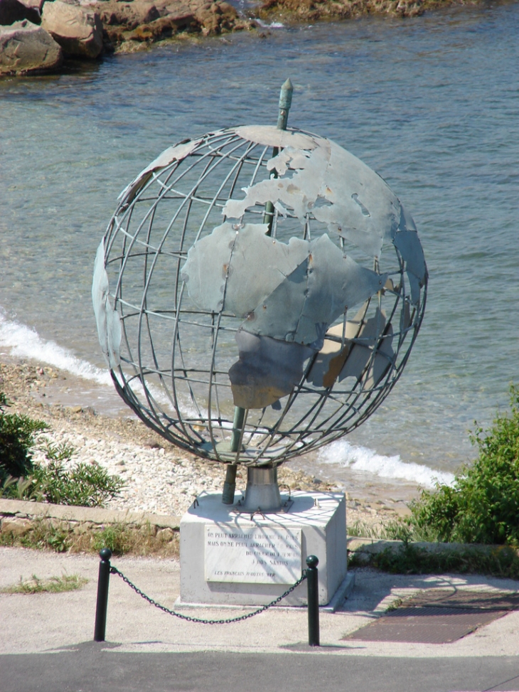 Le Globe Terrestre des Français d'Outre-mer - Saint-Tropez