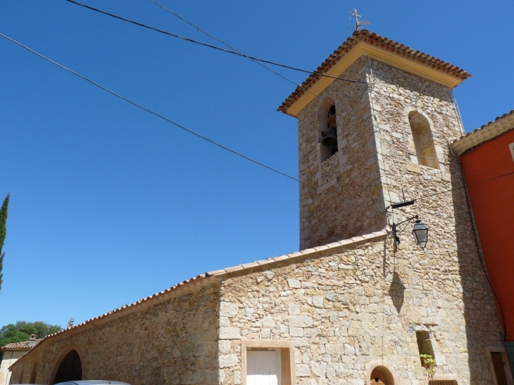 L'église - Sainte-Anastasie-sur-Issole