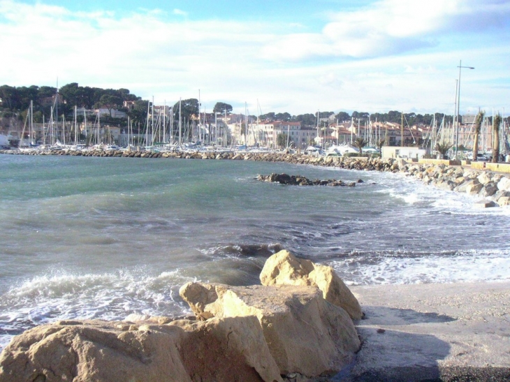 La Plage de Sanary - Sanary-sur-Mer