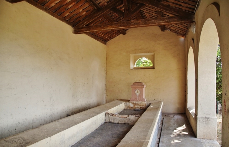 La Commune ( le Lavoir ) - Seillons-Source-d'Argens