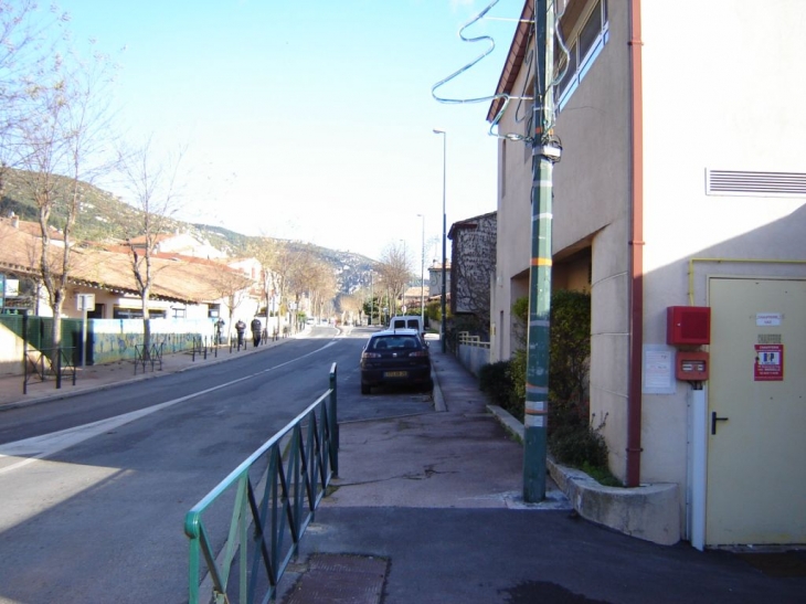 Rue du village - Signes