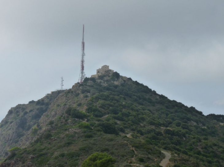 ND du Mai et l'antenne - Six-Fours-les-Plages