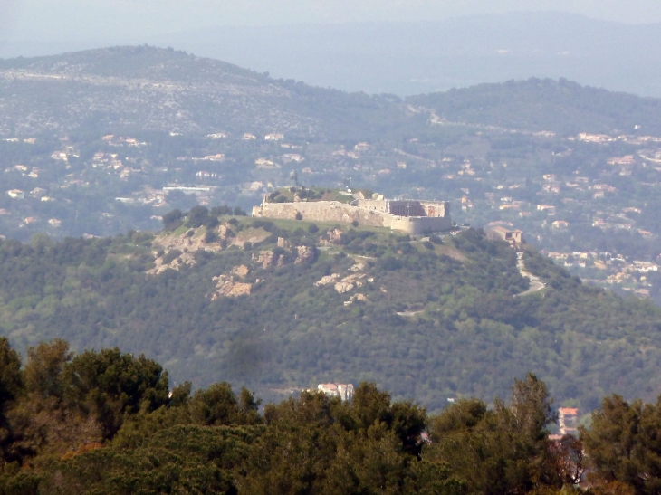 Vue sur le fort - Six-Fours-les-Plages