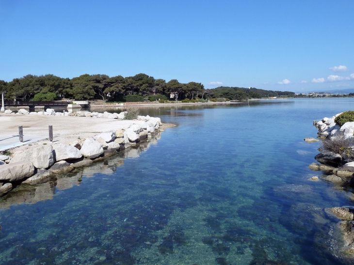 Le littoral et les îles des Embiez - Six-Fours-les-Plages