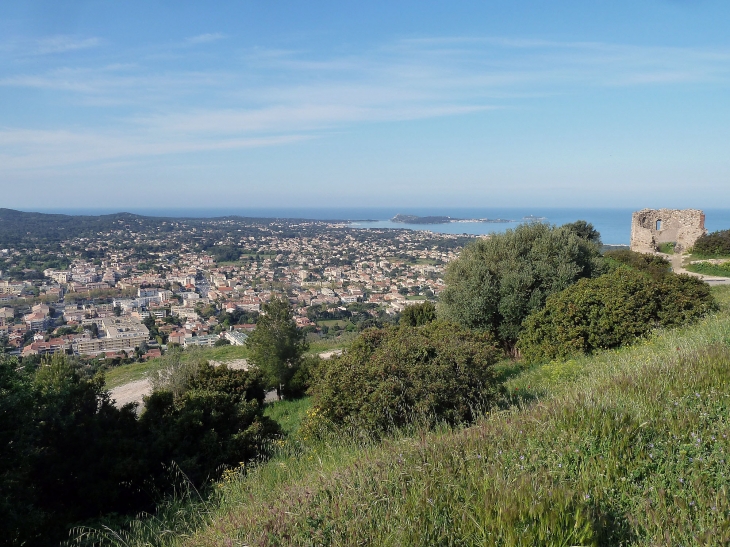 La ville vue du fort - Six-Fours-les-Plages