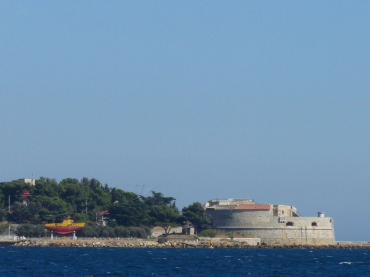 Vue de la rade, la tour royale - Toulon