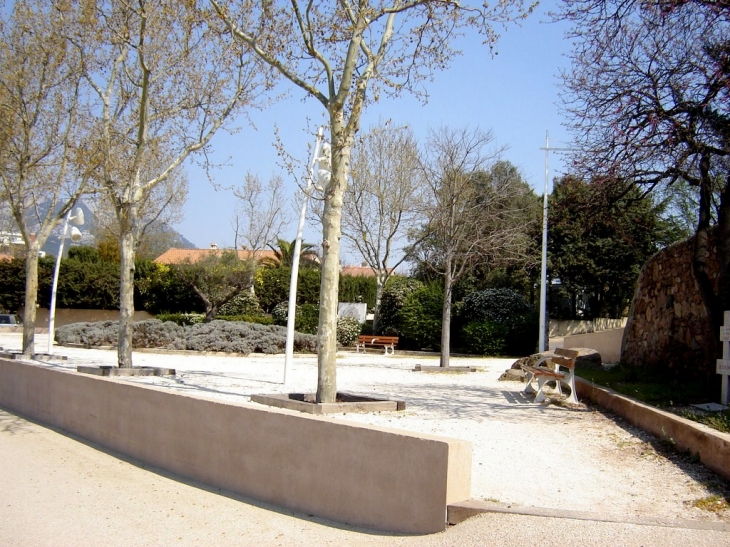 Place Pere Chaillet - Toulon