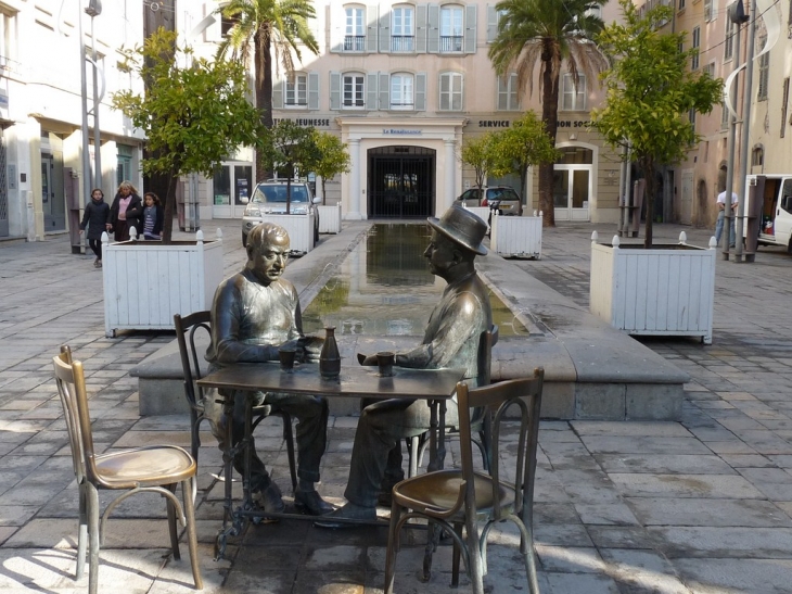 Place Raimu ,  - Toulon