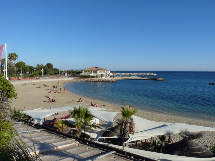 La plage de l'anse du Lido - Toulon