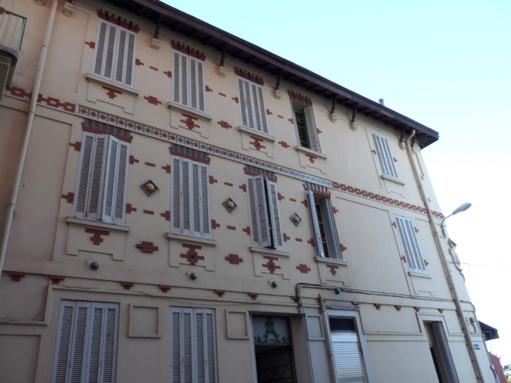 A l'angle de la rue du Pré des pècheurs - Toulon