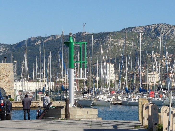 Sur le quai du petit rang - Toulon