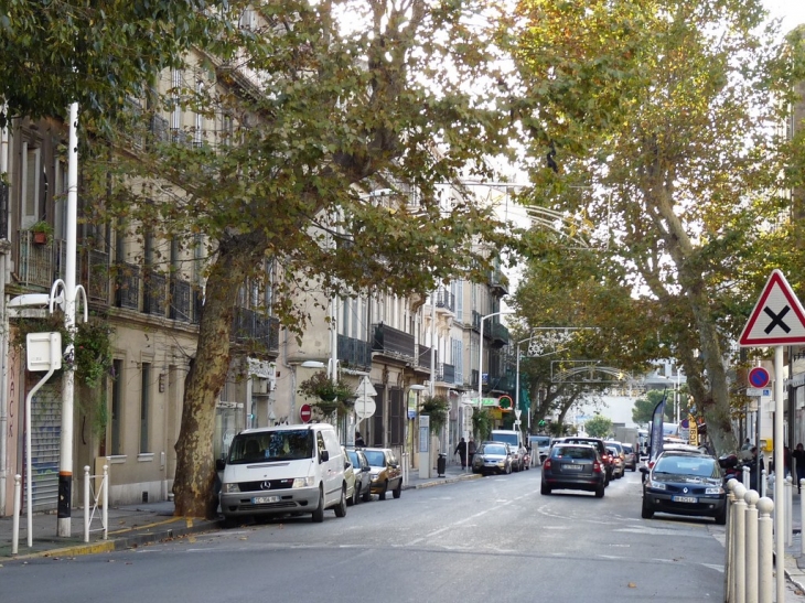 Sur l'avenue François Cuzin - Toulon