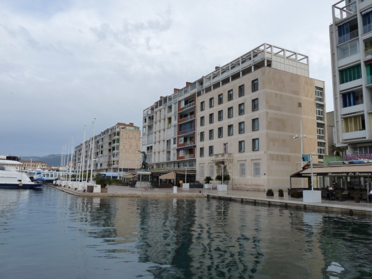 Le port de Toulon