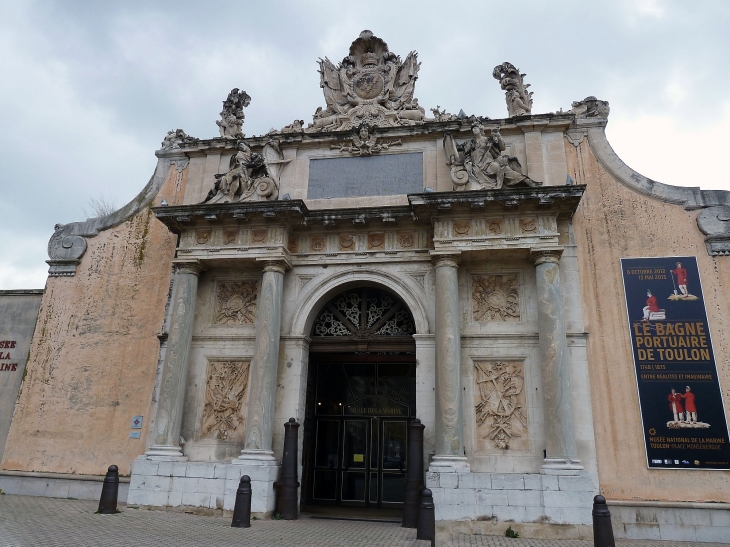 La porte de l'Arsenal : musée national de la marine - Toulon